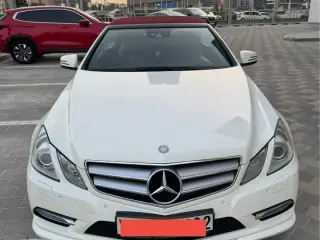 2013 Mercedes-Benz E-Class في Dubai سيارة مستعملة