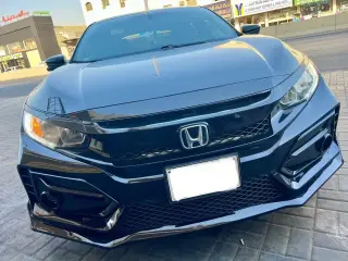 2018 Honda Civic in Dubai used car