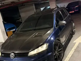 2015 Volkswagen Golf in Dubai used car