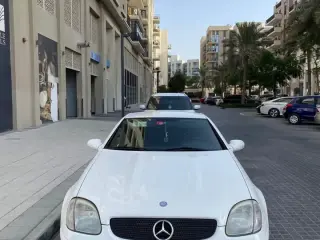 2001 Mercedes-Benz SLK في Dubai سيارة مستعملة