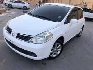2011 Nissan Tiida in Dubai used car
