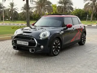 2015 Mini Cooper in Sharjah used car