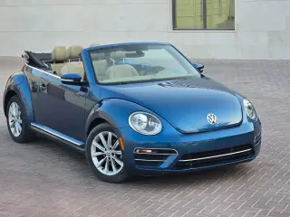 2019 Volkswagen Beetle في Dubai سيارة مستعملة