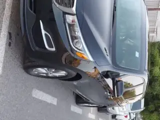2020 Kia Sedona in Sharjah used car