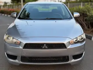 2015 Mitsubishi Lancer in Dubai used car