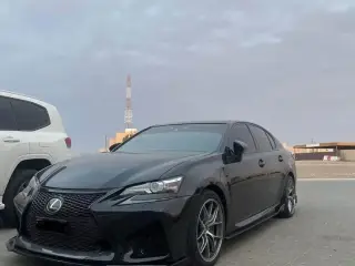 2019 Lexus GS في Al Ain سيارة مستعملة