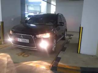2011 Mitsubishi Outlander in Abu Dhabi used car