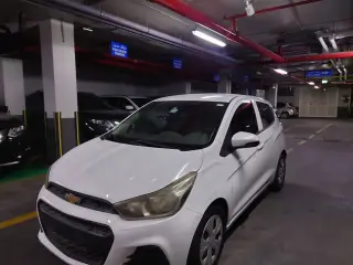 2017 Chevrolet Spark في Dubai سيارة مستعملة