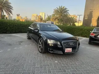 2013 Audi A8 in Dubai used car