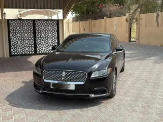 2019 Lincoln Continential in Dubai used car