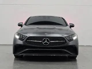 2023 Mercedes-Benz CLS في Dubai سيارة مستعملة