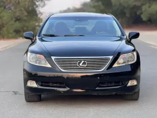 2009 Lexus LS 460 في Sharjah سيارة مستعملة