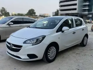 2017 Opel Corsa في Ajman سيارة مستعملة