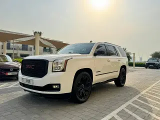 2015 GMC Yukon in Dubai used car
