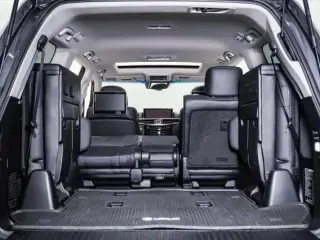 2016 Lexus LX 570 in Abu Dhabi used car