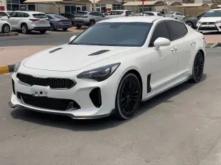 2018 Kia Stinger in Sharjah used car
