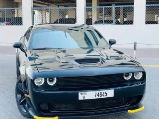 2017 Dodge Challenger in Dubai used car