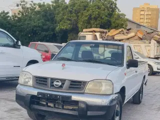 2016 Nissan Pickup in Sharjah used car