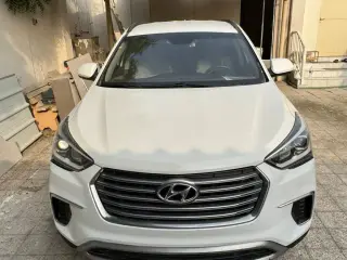 2017 Hyundai Santa Fe in Dubai used car