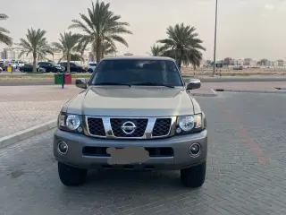 2021 Nissan Patrol Super Safari في Abu Dhabi سيارة مستعملة