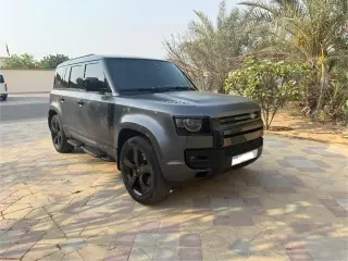 2022 Land Rover Defender in Dubai used car