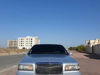 1997 Lincoln Town Car in Dubai used car