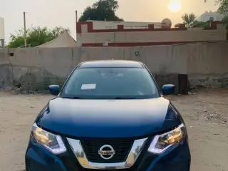 2017 Nissan Rogue في Sharjah سيارة مستعملة