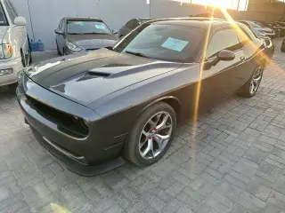 2015 Dodge Challenger in Dubai used car