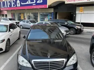 2007 Mercedes-Benz S-Class في Sharjah سيارة مستعملة