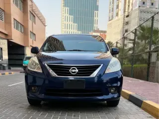2012 Nissan Versa في Ajman سيارة مستعملة