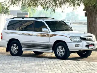 2006 Toyota Land Cruiser in Ajman used car