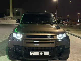 2021 Land Rover Defender in Dubai used car