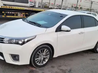 2015 Toyota Corolla in Sharjah used car