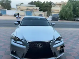 2016 Lexus IS in Dubai used car