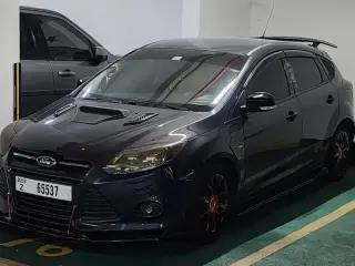2014 Ford Focus في Dubai سيارة مستعملة