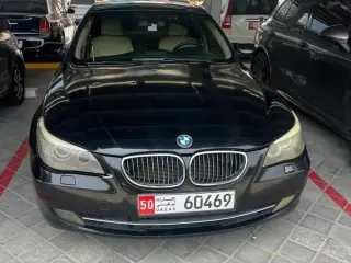 2008 BMW 5-Series في Abu Dhabi سيارة مستعملة
