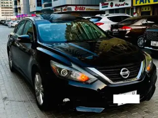 2016 Nissan Altima in Dubai used car