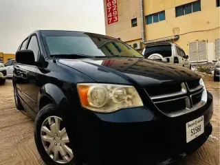 2014 Dodge Grand Caravan in Dubai used car