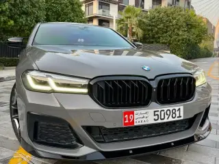 2021 BMW 5-Series في Ras Al Khaimah سيارة مستعملة