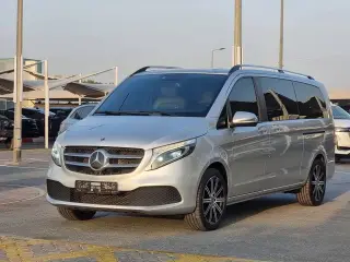 2020 Mercedes-Benz V-Class في Sharjah سيارة مستعملة