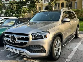 2021 Mercedes-Benz GLS في Dubai سيارة مستعملة