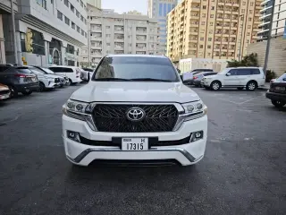 2009 Toyota Land Cruiser in Dubai used car