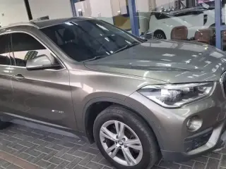 2017 BMW x1 في Dubai سيارة مستعملة