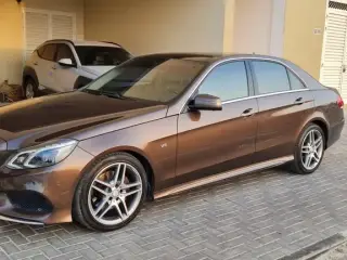2014 Mercedes-Benz E-Class في Sharjah سيارة مستعملة