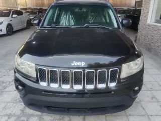 2013 Jeep Compass في Sharjah سيارة مستعملة