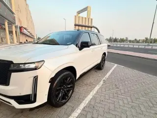 2022 Cadillac Escalade in Sharjah used car