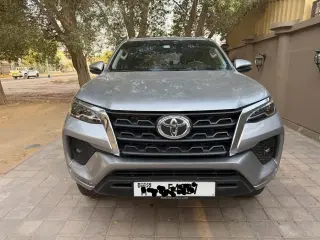 2024 Toyota Fortuner in Dubai used car