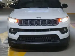 2024 Jeep Compass في Dubai سيارة مستعملة