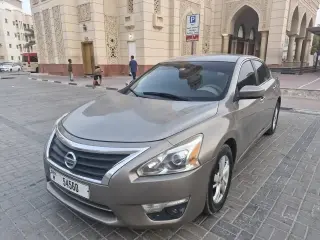 2015 Nissan Altima in Dubai used car