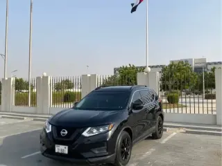 2017 Nissan Rogue في Ajman سيارة مستعملة